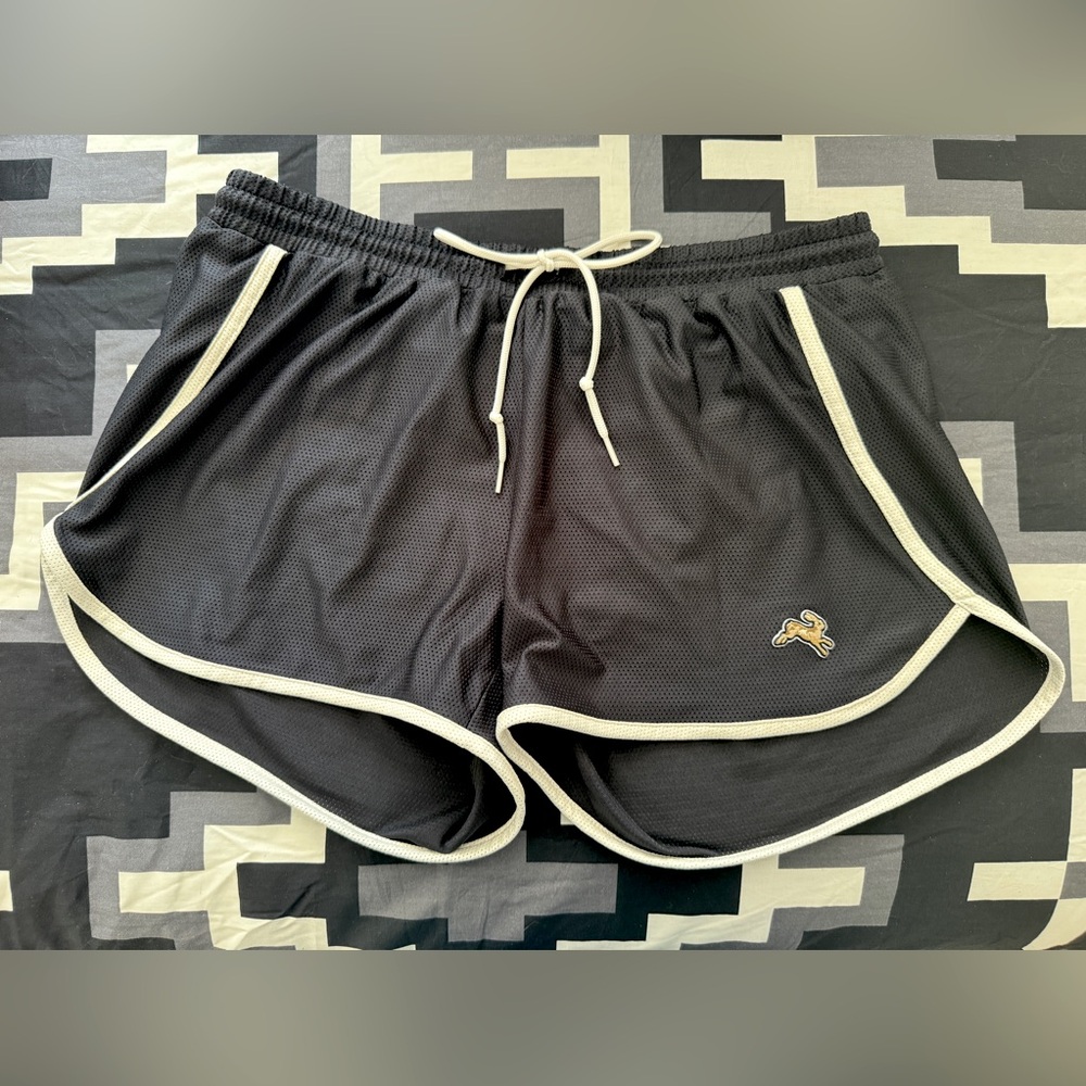 Tracksmith Women’s Van Cortlandt Running Shorts 2.5” Black Size Medium